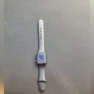 Apple Watch Series 3 selling it because I need money